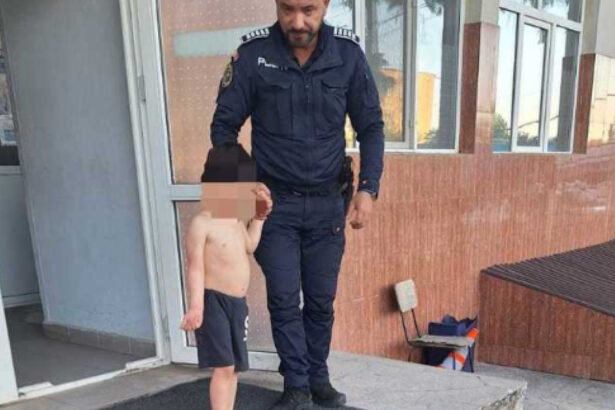 copil de 4 ani gasit dezbracat pe strada de politisti dupa ce a cazut de la etajul 1 era dezorientat si nu stia sa ajunga acasa 683a0ced6c928