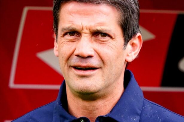 cum l a descris chivu pe dennis man dupa cele doua ratari din parma como am vazut o reactie din partea colegilor lui 681657405baf4