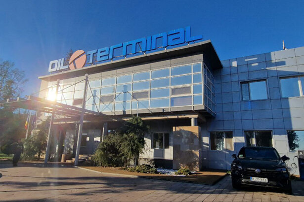 decizii importante la oil terminal ce se regaseste pe ordinea de zi a adunarii generale ordinare a actionarilor 6821e5896ecf8