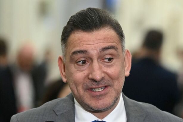 dennis man aparat de ilie dumitrescu dupa ratarea care i a pus italia in cap o sa vezi 68175ee238af9
