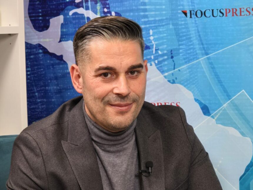 dupa validarea mandatului pentru functia de primar al comunei limanu mihai feodorof a depus juramantul in fata unui judecator 6838f6e5373b7