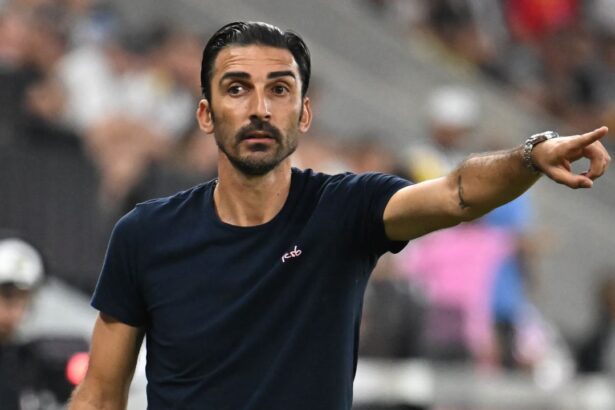 elias charalambous numeste jucatorul pe care il vrea neaparat la fcsb sper ca va semna avem nevoie de el 681dcc3c38fd4