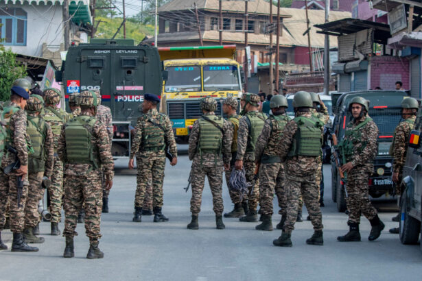 escaladare in conflictul dintre india si pakistan dupa ce cele doua tari s au acuzat reciproc de atacuri cu rachete reactia sua 681f4179b5654