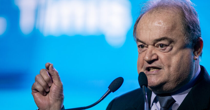 Vasile Blaga: „PNL are nevoie de o reformă profundă. Nu putem să ne adresăm întregului spectru social din ţara asta” 1 exclusiv vasile blaga pnl are nevoie de o reforma profunda nu putem sa ne adresam intregului spectru social din tara asta 682af4b75aee2