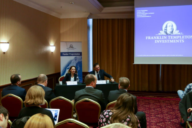 fiica guvernatorului bnr mugur isarescu a demisionat din comitetul reprezentantilor fondului proprietatea 681a416485916
