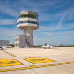 firma magnatilor care controleaza aerodromul de la tuzla a prins un contract de 28 milioane de lei cu transelectrica 68241b9208ef5