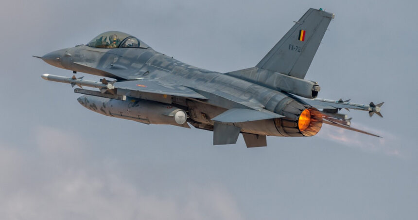 fortele aeriene romane anunta zboruri de antrenament la inaltimi mici pe intreg teritoriul tarii se folosesc inclusiv avioane f 16 6835f116c9f21