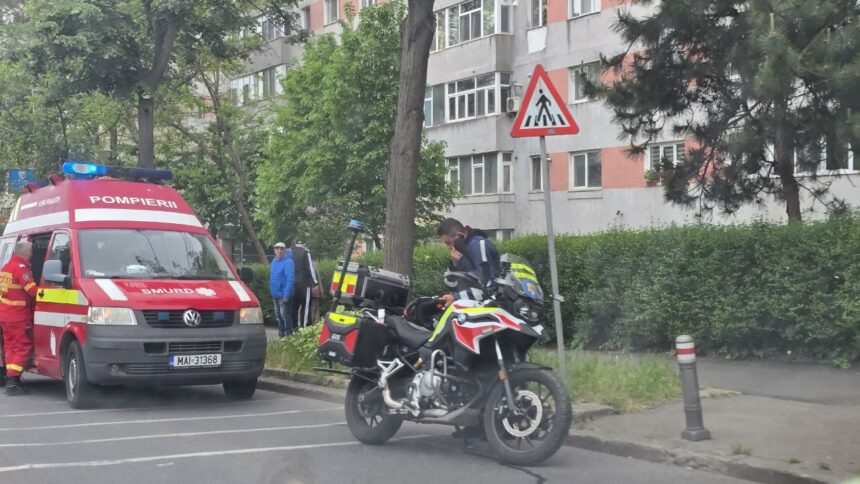 foto accident pe bulevardul tomis din constanta aproape de biserica de la macul rosu intervin echipajele smurd 68273a5974e5c