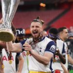 foto florin manea uluit de fizicul lui radu dragusin are bratul cat cupa trage zi de zi de fiare 683192b152a1f