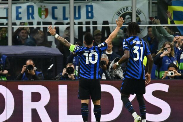 foto gestul facut de fanii lui inter dupa ce italienii au inscris impotriva barcelonei in returul semifinalei ucl 681a6ee0012aa