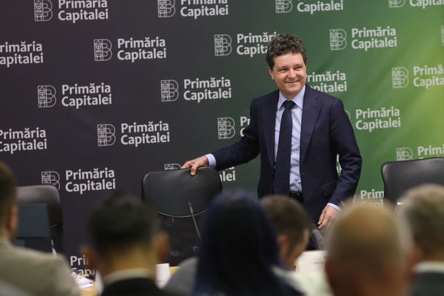 foto nicusor dan vreau sa ma implic in calitate de cetatean in dezbaterea pe planul urbanistic general al capitalei 68303fa7b2842