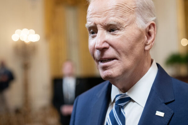 foto prima aparitie publica a lui joe biden dupa ce a fost diagnosticat cu cancer fostul presedinte surprins alaturi de familie 6832386b6a99f