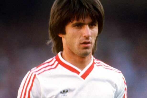 foto si video ce avea in cap marius lacatus la penalty ul din 7 mai 1986 ce s a intamplat azi pe stadionul din ghencea 681b48da66725