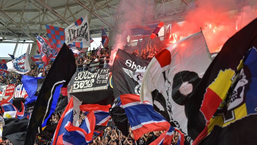 foto steaua bucuresti postare ironica la adresa fcsb noi cu trofeele atii cu meme urile 682319e551698