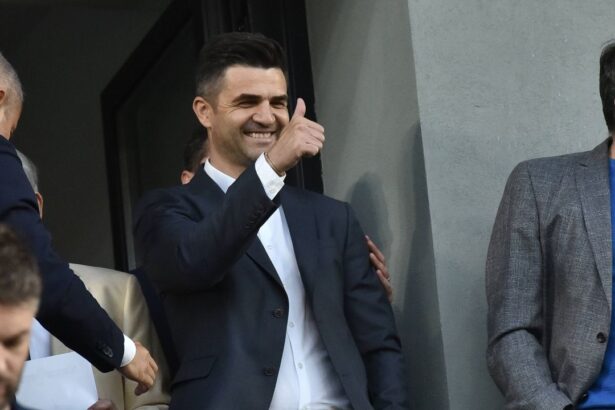 foto un copil de 15 ani eroul lui cs dinamo formatia antrenata de florin bratu 6828582ed7d1f