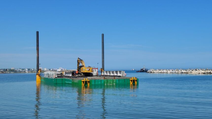 foto video lucrarile de innisipare a plajelor continua van oord intervine in zona hotelului paradiso din mangalia 681a3859080cf