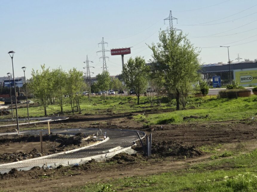 galeri foto lucrarile in cadrul proiectului perdeaua verde sunt in grafic in curand cartierul veterani va avea un parc de 43 000 de metri patrati 681936b3422b6