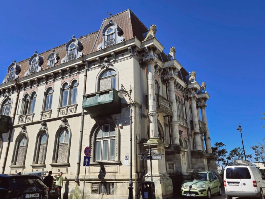 galerie foto casa cu lei isi va recapata stralucirea de odinioara incep lucrarile pentru reabilitarea monumentului istoric 682712539671d
