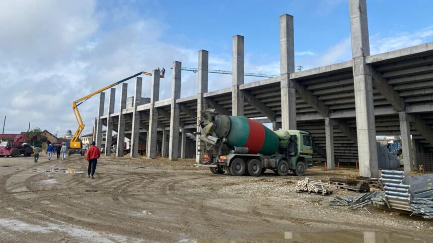 galerie foto cum arata lucrarile la stadionul de 23 000 000e pregatit pentru o echipa de traditie din romania 683b137f0a64c