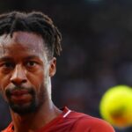 galerie foto fan psg gael monfils rateaza finala champions league desi avea bilet si a fost deja eliminat la roland garros 2025 68399ed9bb344