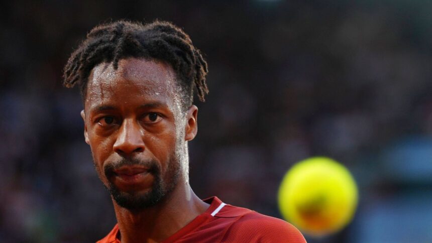 galerie foto fan psg gael monfils rateaza finala champions league desi avea bilet si a fost deja eliminat la roland garros 2025 68399ed9bb344