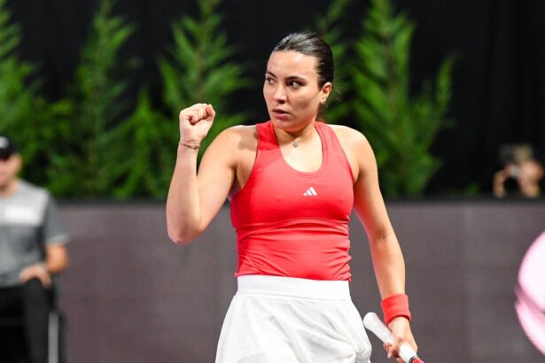 galerie foto gabriela ruse a reusit prima victorie a carierei in turneul individual de la roland garros adversara de top in turul doi 6834a9b30d6db