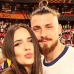 galerie foto partenera lui radu dragusin i a pus pe jar pe englezi ioana stan a aparut in the sun impartaseste frecvent imagini romantice 68319652da05c