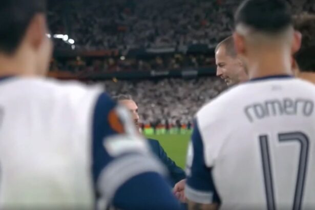 galerie foto trei jucatori de la tottenham au ramas fara medalie inclusiv son absolut rusinos 682eb7900f593