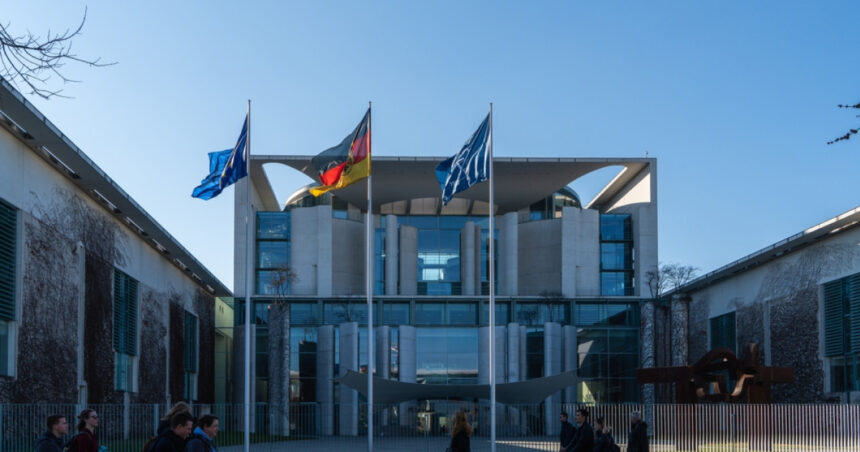 germania a decis restrictionarea reintregirii familiilor imigrantilor si acordarea cetateniei 68383fc30caca