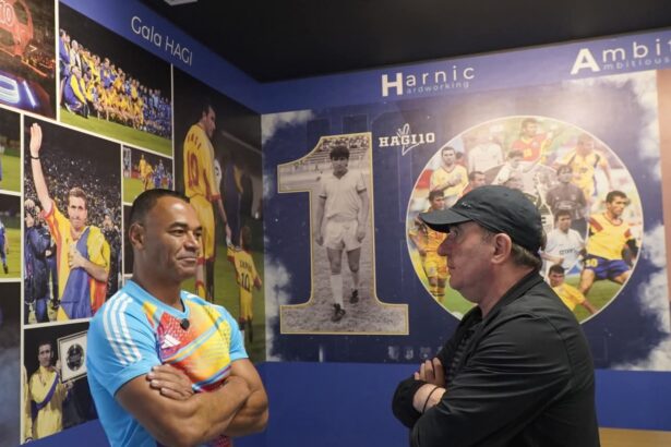 gica hagi vizitat de un dublu campion mondial brazilianul cafu 6817a36539e32