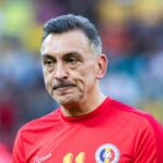 ilie dumitrescu i a facut echipa lui gigi becali nu ai cum sa nu joci cu el eu asa as juca cu orice echipa 683971a63deab