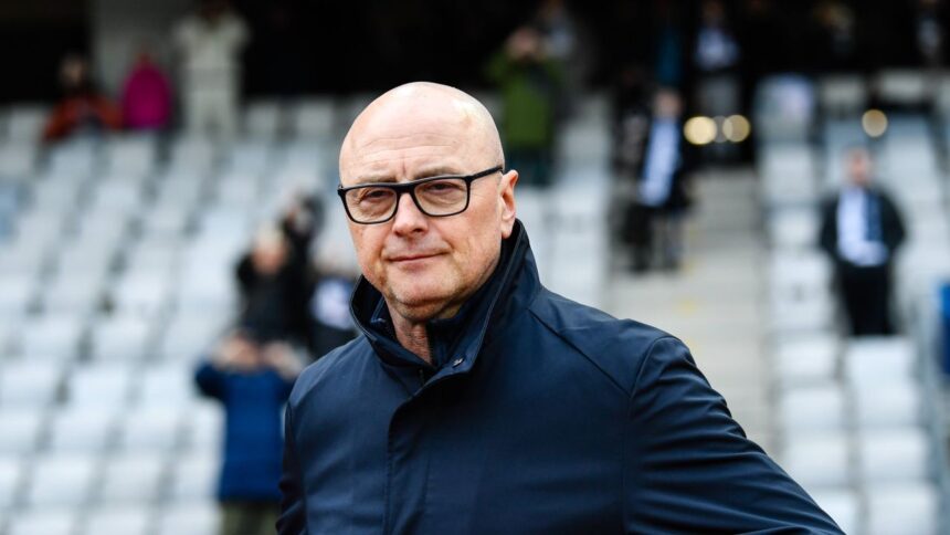 leo grozavu amenintator dupa penalty ul ratat de botosani rezolvam in vestiar cine l a enervat 681637943d057