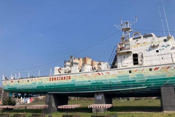 licitatia pentru casarea vaporaselor din constanta va fi reluata 6813e349b2820