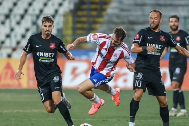 live text otelul galati fc hermannstadt live text de la 2045 echipele de start 6817a1bae215c