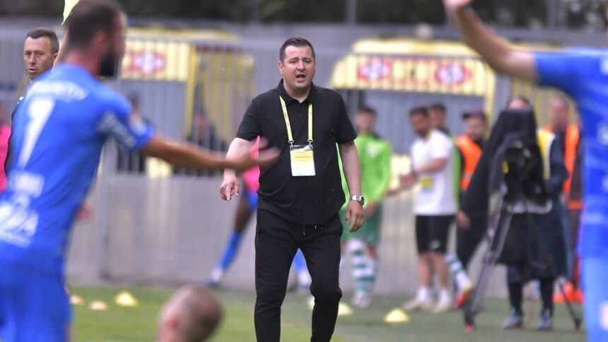 live text poli iasi metaloglobus barajul pentru superliga de la ora 1500 duelul dinamovistilor de pe bancile tehnice 6832bda25f1da