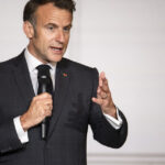 macron furios dupa scurgerile de informatii privind fratia musulmana vizat a fost ministrul de interne posibil contracandidat al sau 68303389f39f7