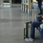 mai multe asociatii de consumatori cer ue sa ia masuri impotriva operatorilor de zboruri low cost ii acuza ca percep taxe suplimentare ilegale pentru bagajele de mana 683042f3951ca