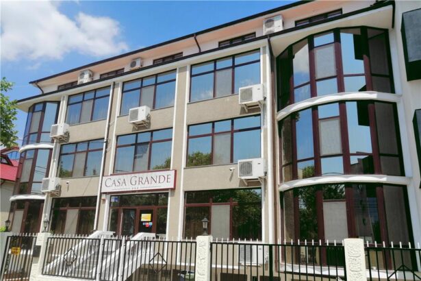 mai multe hoteluri vile si pensiuni din eforie nord scoase la vanzare iata preturile 6815ee3992765