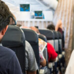 Măsură în premieră adoptată de o companie aeriană. Obiectul care trebuie să fie mereu la vedere în avion. 2 masura in premiera luata de o companie aeriana obiectul care trebuie sa fie tot timpul la vedere in avion 6832970caac70