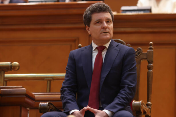 nicusor dan a anuntat calendarul consultarilor pentru formarea noului guvern in ce ordine au fost chemate partidele la cotroceni 6835bd4e20110