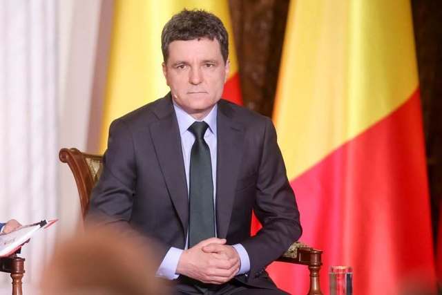 nicusor dan absolut toata lumea e de acord ca nu trebuie sa creasca impozitarea pe munca eu in continuare cred ca nu e bine sa crestem taxe ce se va intampla va rezulta din negocieri 683948a686aeb