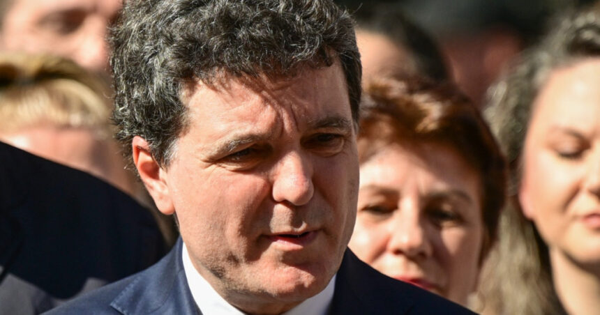 Nicușor Dan anunță că miercuri se va întâlni cu reprezentanții Ambasadei Statelor Unite. 1 nicusor dan anunta ca miercuri se intalneste cu reprezentantii ambasadei sua 682cb6b02e039