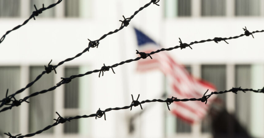 noua imigranti au murit in detentie in sua dupa intoarcerea lui donald trump la casa alba 6825994a01279