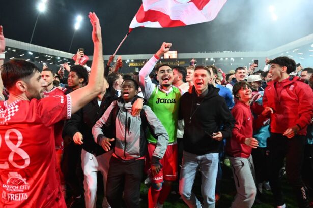 o echipa din liga a treia la un singur meci de grupele uefa o nebunie absoluta nu imi vine sa cred 6834949a978e8