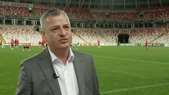 patronul de la cfr cluj isi pune sperantele in dinamovisti inaintea confruntarii cu fcsb 6818a5d5dc340