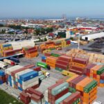 politistii de frontiera au descoperit intr un container sosit din sua 170 de cartuse de vanatoare care urmau sa fie introduse ilegal in tara 6818b7c505860