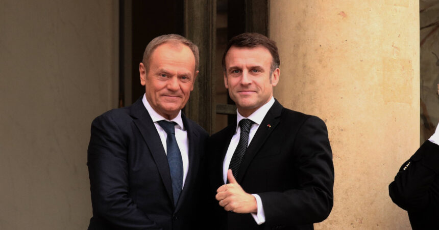 polonia deschide calea pentru alaturarea la scutul nuclear francez cu un tratat semnat de donald tusk si emmanuel macron 681dc8ff94870