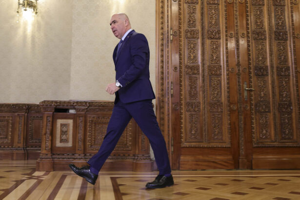 presedintele interimar ilie bolojan a promulgat legea care permite doborarea dronelor in spatiul aerian romanesc si cea privind desfasurarea pe timp de pace a misiunilor si operatiilor militare pe ter 682b00fc9f4fa