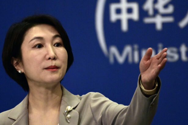 prima reactie a chinei dupa ce statele unite au anuntat ca vor anula vizele studentilor chinezi 68383f7550166