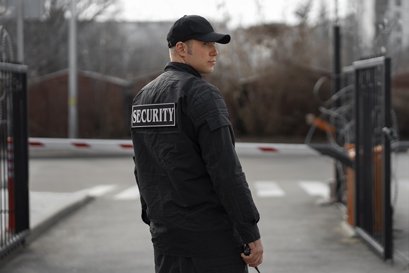 Primăria Murfatlar a semnat un contract cu Transguard Security: Suma pe care compania o va încasă pentru serviciile de pază 1 primaria murfatlar a mai semnat un contract cu transguard security cati bani va incasa compania pentru serviciile de paza 6812f109c60b2